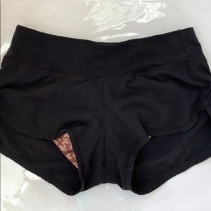 Lululemon speed up short